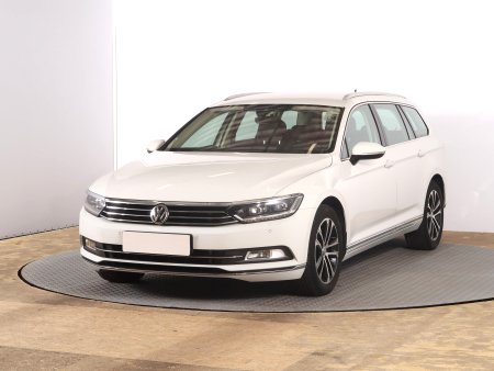 Volkswagen Passat, 2017 - pohled č. 3