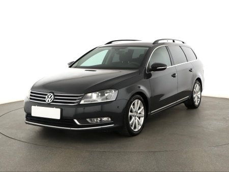 Volkswagen Passat, 2011 - pohled č. 3