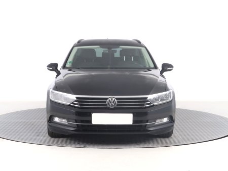 Volkswagen Passat, 2015 - pohled č. 2