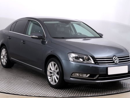 Volkswagen Passat, 2012