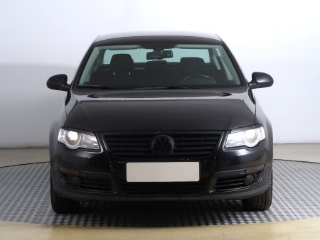 Volkswagen Passat, 2010 - pohled č. 2