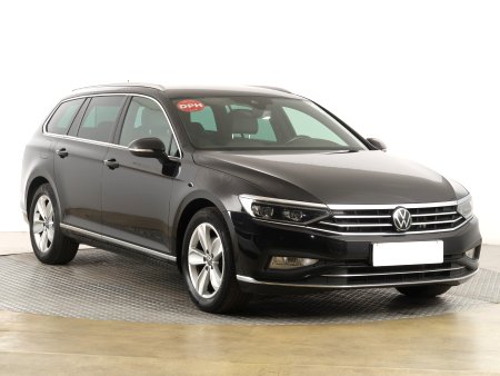 Volkswagen Passat, 2023