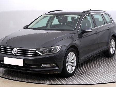 Volkswagen Passat, 2015 - pohled č. 3
