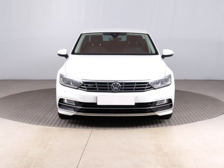 Volkswagen Passat, 2017 - pohled č. 2