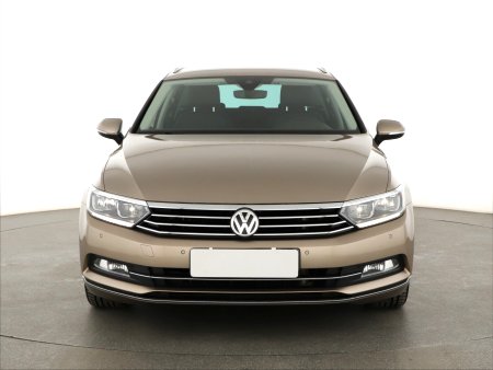 Volkswagen Passat, 2016 - pohled č. 2