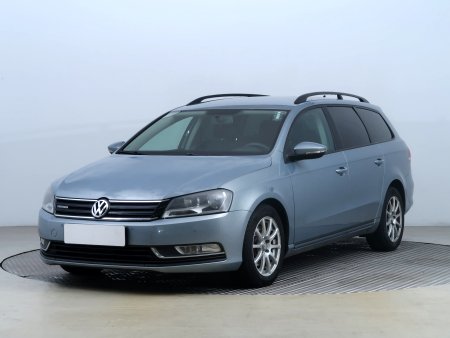 Volkswagen Passat, 2012 - pohled č. 3