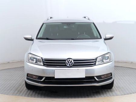 Volkswagen Passat, 2012 - pohled č. 2