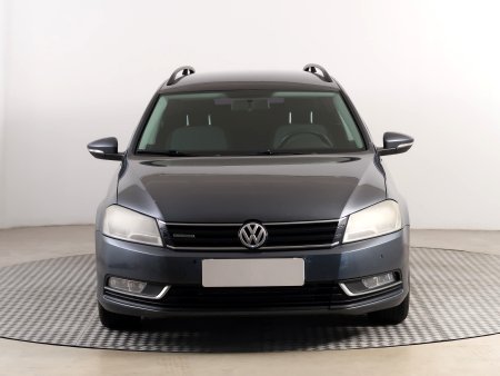 Volkswagen Passat, 2012 - pohled č. 2