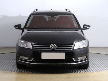Volkswagen Passat, 2012 - pohled č. 2