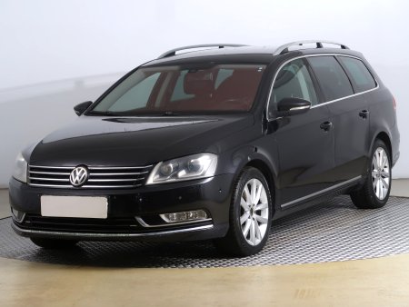 Volkswagen Passat, 2012 - pohled č. 3