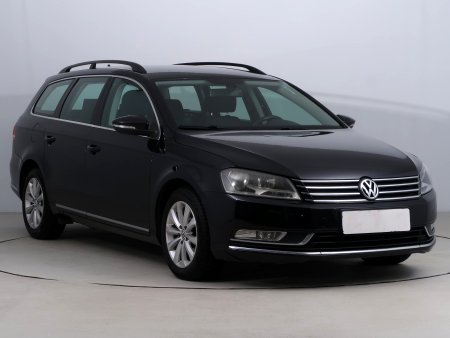 Volkswagen Passat, 2011
