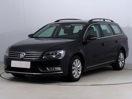 Volkswagen Passat, 2011 - pohled č. 3