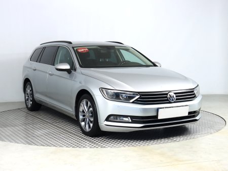 Volkswagen Passat, 2015