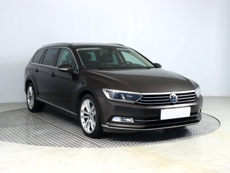 Volkswagen Passat, 2015