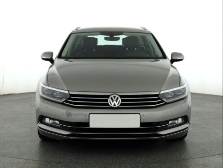 Volkswagen Passat, 2015 - pohled č. 2