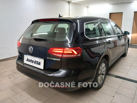 Volkswagen Passat, 2016 - pohled č. 2