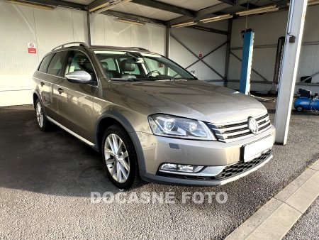 Volkswagen Passat, 2013
