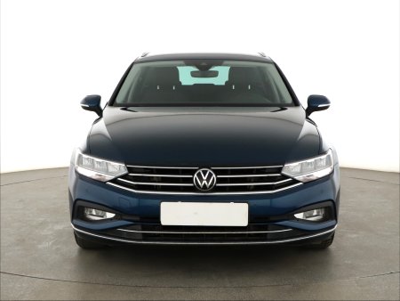 Volkswagen Passat, 2023 - pohled č. 2