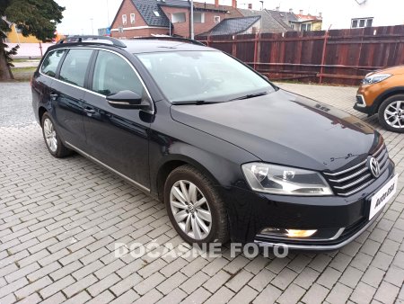 Volkswagen Passat, 2012