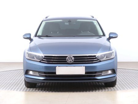 Volkswagen Passat, 2015 - pohled č. 2