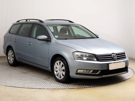 Volkswagen Passat, 2012