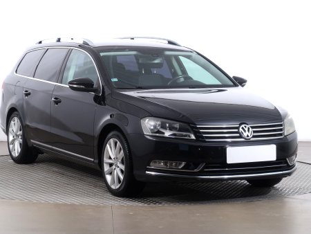 Volkswagen Passat, 2011