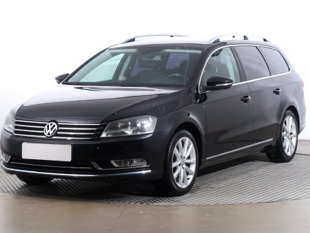 Volkswagen Passat, 2011 - pohled č. 3