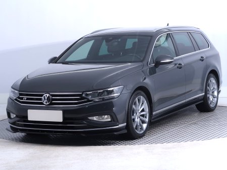 Volkswagen Passat, 2020 - pohled č. 3