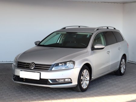 Volkswagen Passat, 2011 - pohled č. 3