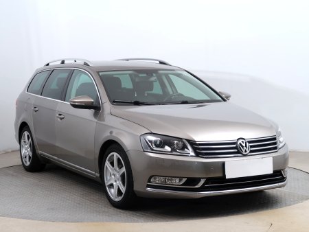 Volkswagen Passat, 2012