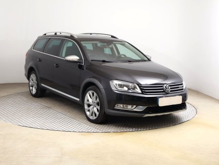 Volkswagen Passat, 2012
