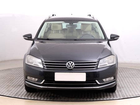 Volkswagen Passat, 2011 - pohled č. 2