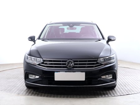 Volkswagen Passat, 2020 - pohled č. 2