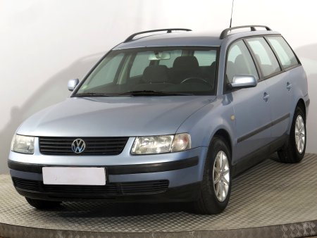 Volkswagen Passat, 1999 - pohled č. 3