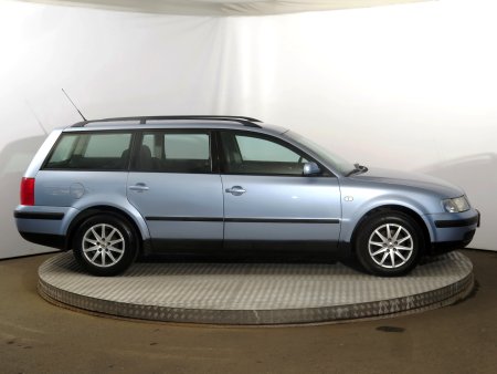 Volkswagen Passat, 1999 - pohled č. 8