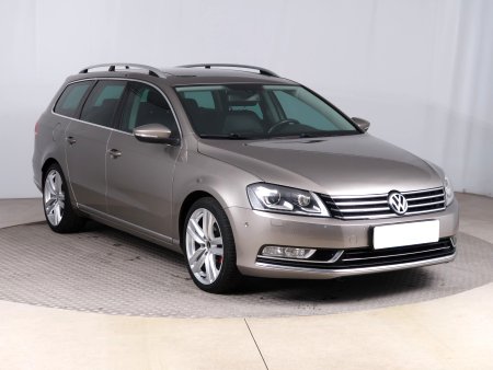 Volkswagen Passat, 2013