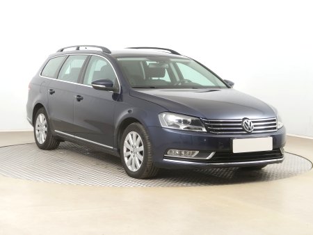 Volkswagen Passat, 2011