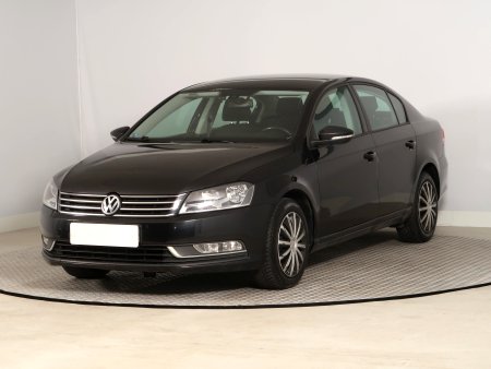 Volkswagen Passat, 2011 - pohled č. 3