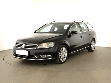Volkswagen Passat, 2012 - pohled č. 3