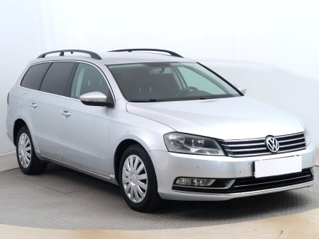 Volkswagen Passat, 2012