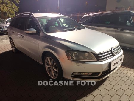 Volkswagen Passat, 2012