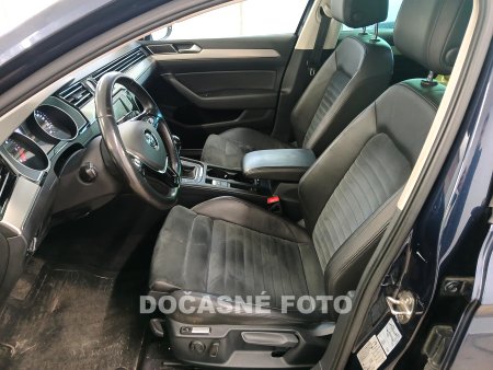 Volkswagen Passat, 2015 - pohled č. 3