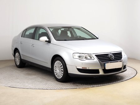 Volkswagen Passat, 2010