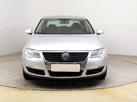 Volkswagen Passat, 2010 - pohled č. 2