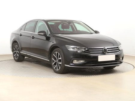 Volkswagen Passat, 2020