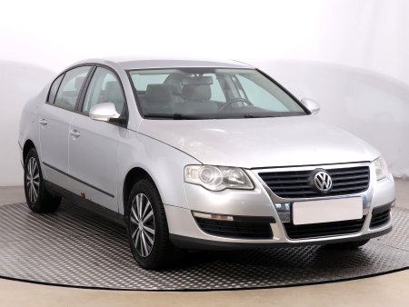 Volkswagen Passat, 2005