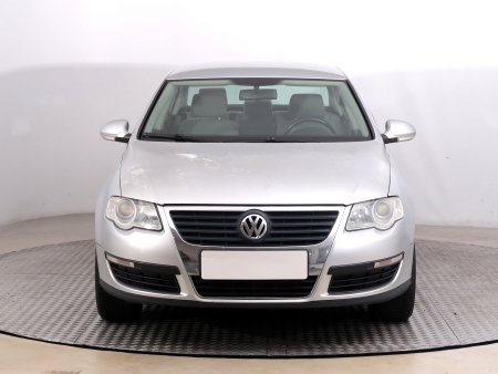 Volkswagen Passat, 2005 - pohled č. 2