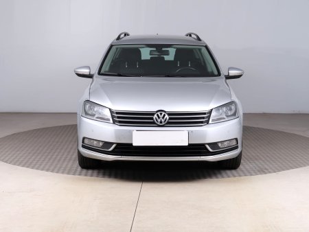 Volkswagen Passat, 2011 - pohled č. 2