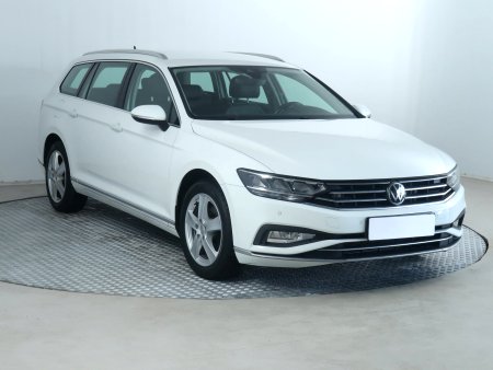Volkswagen Passat, 2020