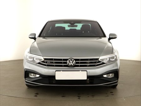 Volkswagen Passat, 2020 - pohled č. 2